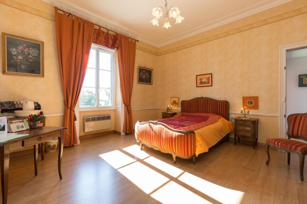 Chambres D'Hotes Du Chalet De Caharet Pipriac Экстерьер фото